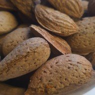 Badem İri Boy (Dişle Kırılan)