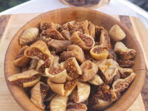 Zeytinyağlı Kuru İncirli Börülce Yemeği Zeytinyağlı Kuru İncirli Börülce Yemeği