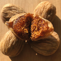 Kuru İncir İri Boy 1kg (Yeni Mahsül) Kuru İncir İri Boy 1kg (Yeni Mahsül)